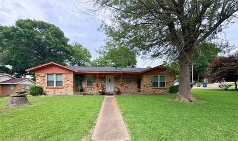 1226 Linkwood Lane