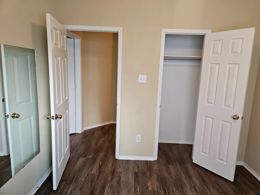 1237 Denise Court Lewisville, TX 75067