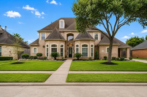 1726 Parklake Village