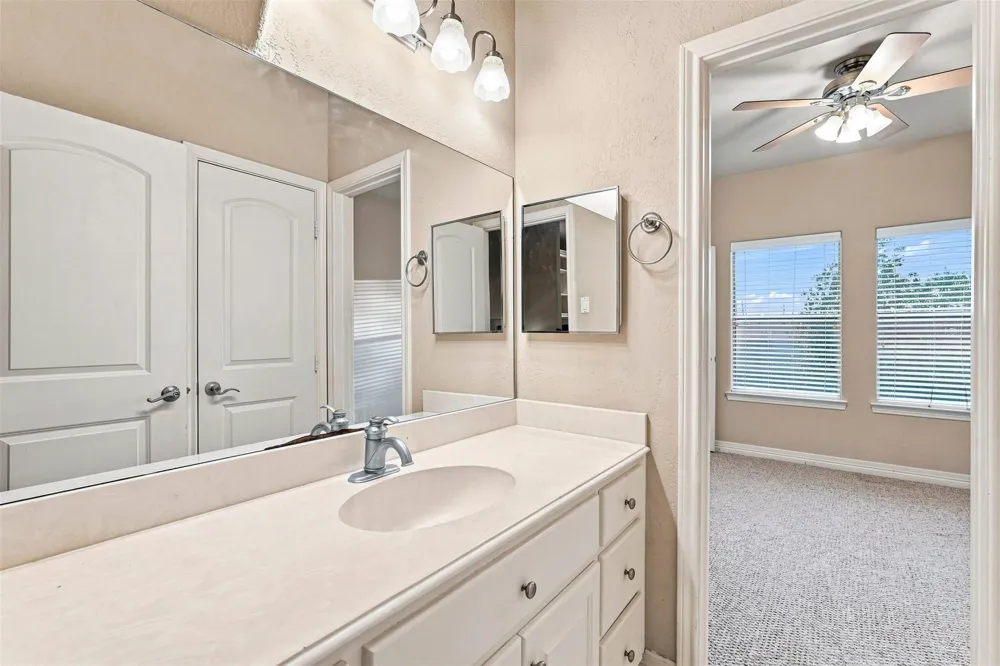 1726 Parklake Village Katy, TX 77450