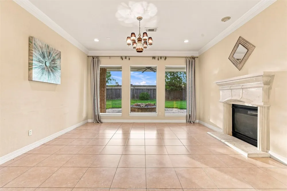 1726 Parklake Village Katy, TX 77450