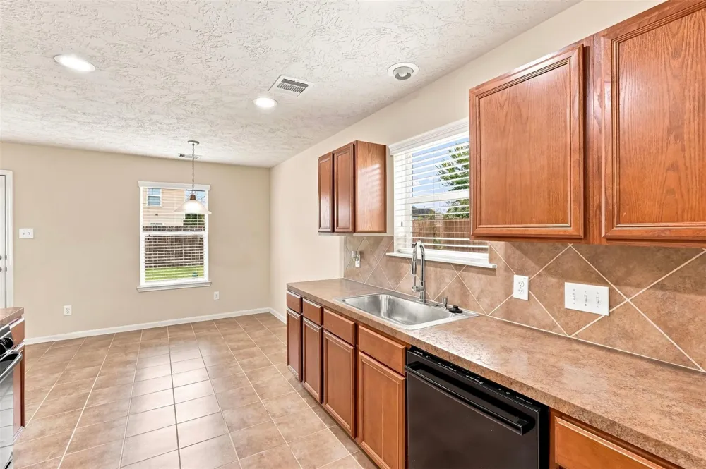12563 Chiswick Road Houston, TX 77047