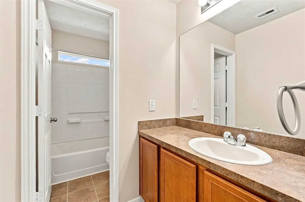 12563 Chiswick Road Houston, TX 77047