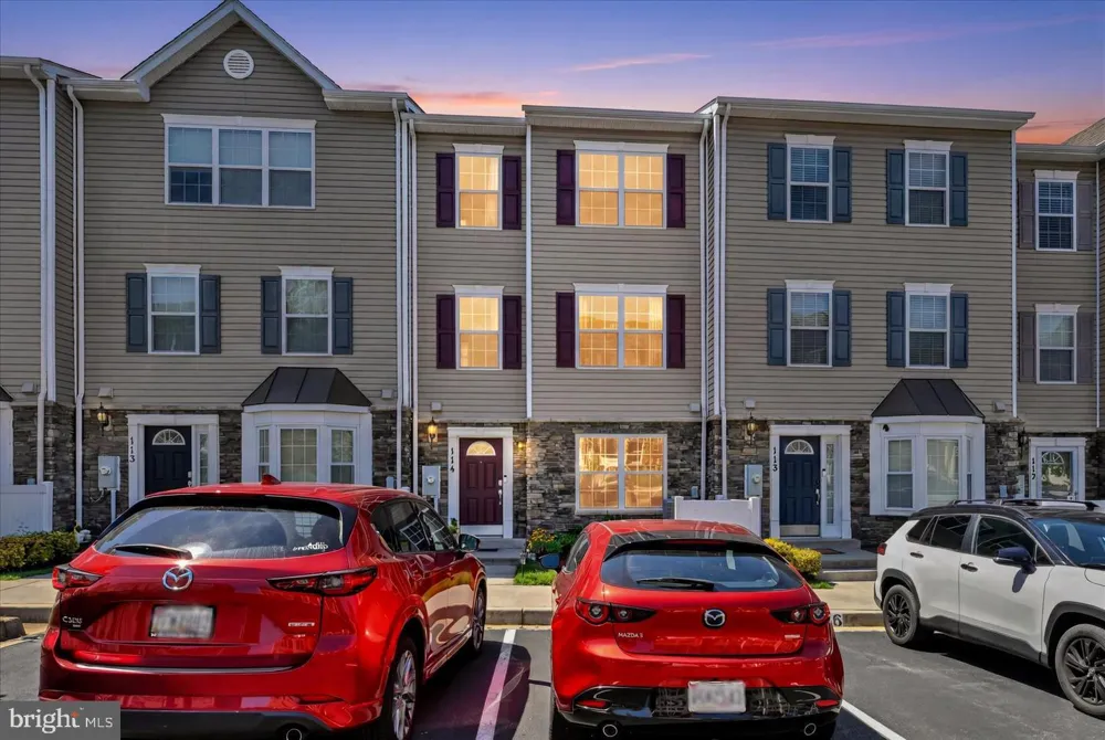 1820 CASSANDRA DRIVE #114 Eldersburg, MD 21784