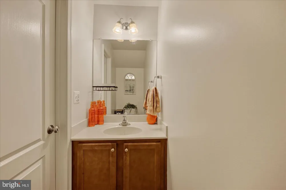 1820 CASSANDRA DRIVE #114 Eldersburg, MD 21784