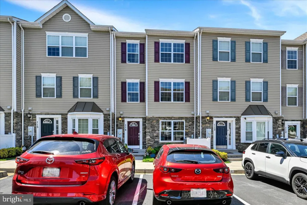 1820 CASSANDRA DRIVE #114 Eldersburg, MD 21784