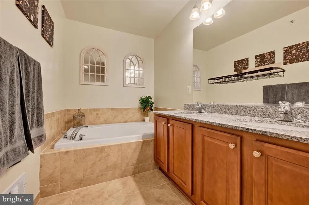 1820 CASSANDRA DRIVE #114 Eldersburg, MD 21784