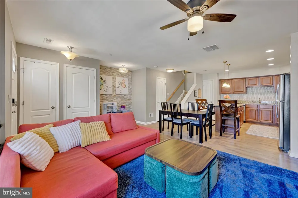 1820 CASSANDRA DRIVE #114 Eldersburg, MD 21784