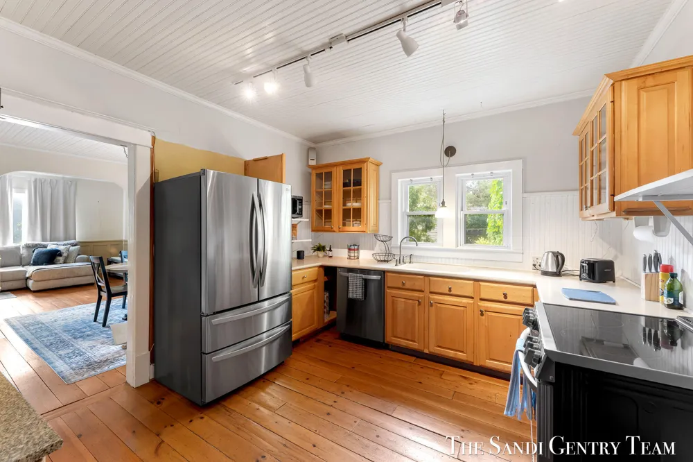 717 E Ludington Avenue Ludington, MI 49431