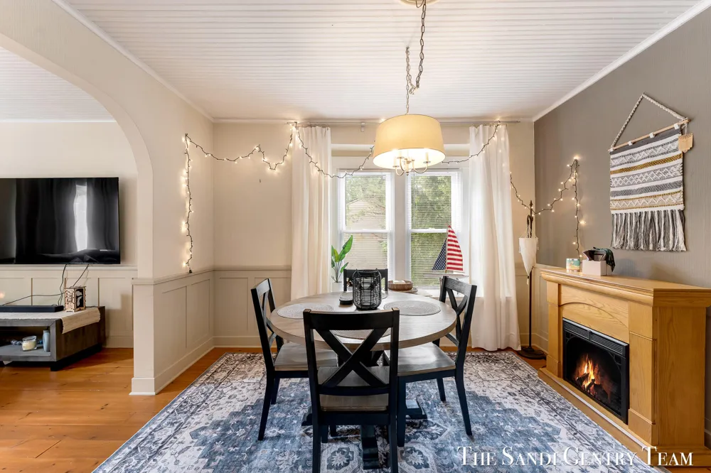 717 E Ludington Avenue Ludington, MI 49431