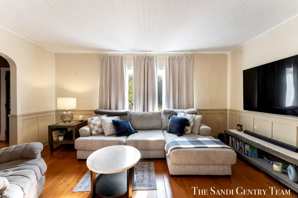 717 E Ludington Avenue Ludington, MI 49431