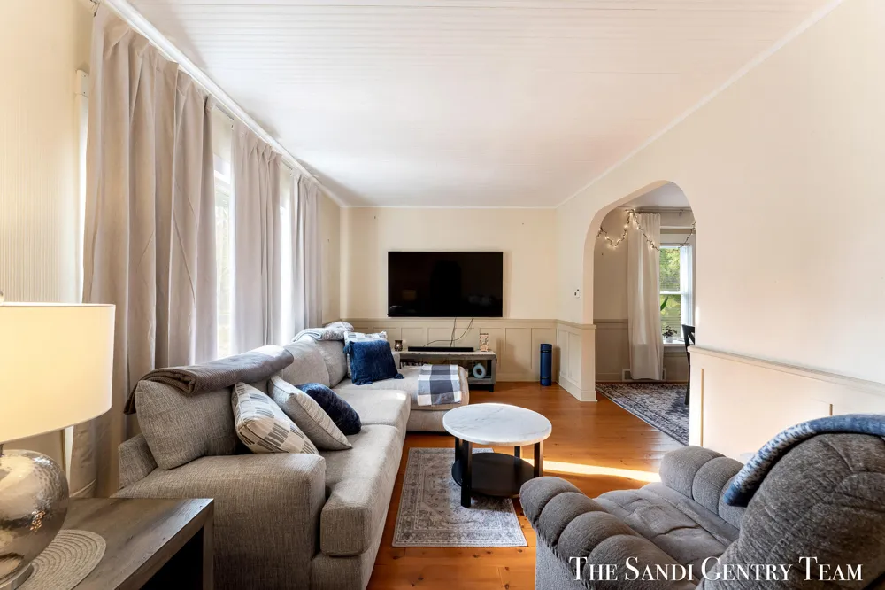 717 E Ludington Avenue Ludington, MI 49431