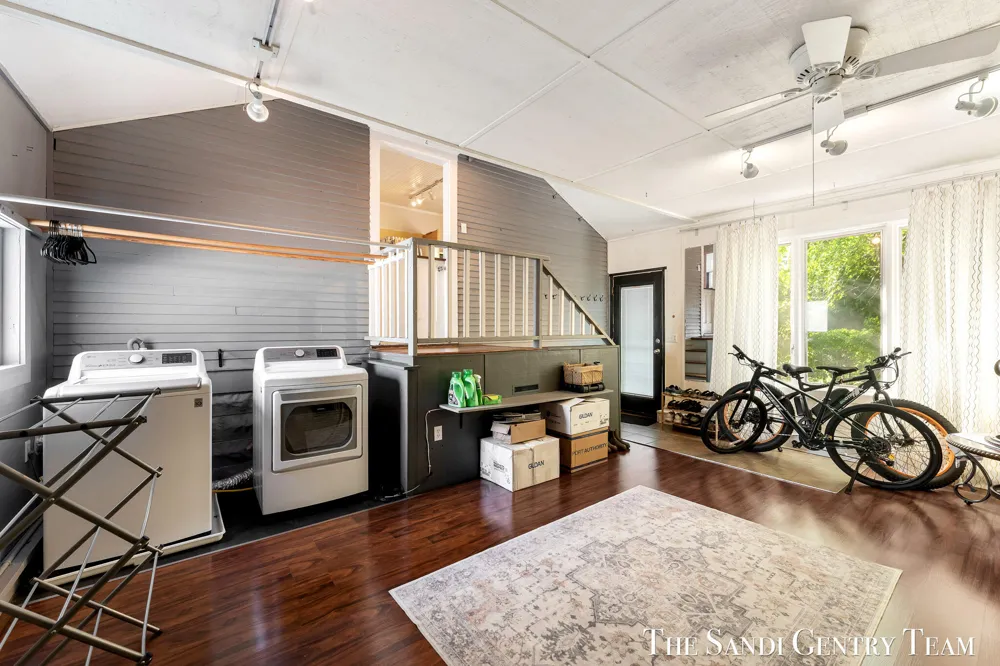 717 E Ludington Avenue Ludington, MI 49431