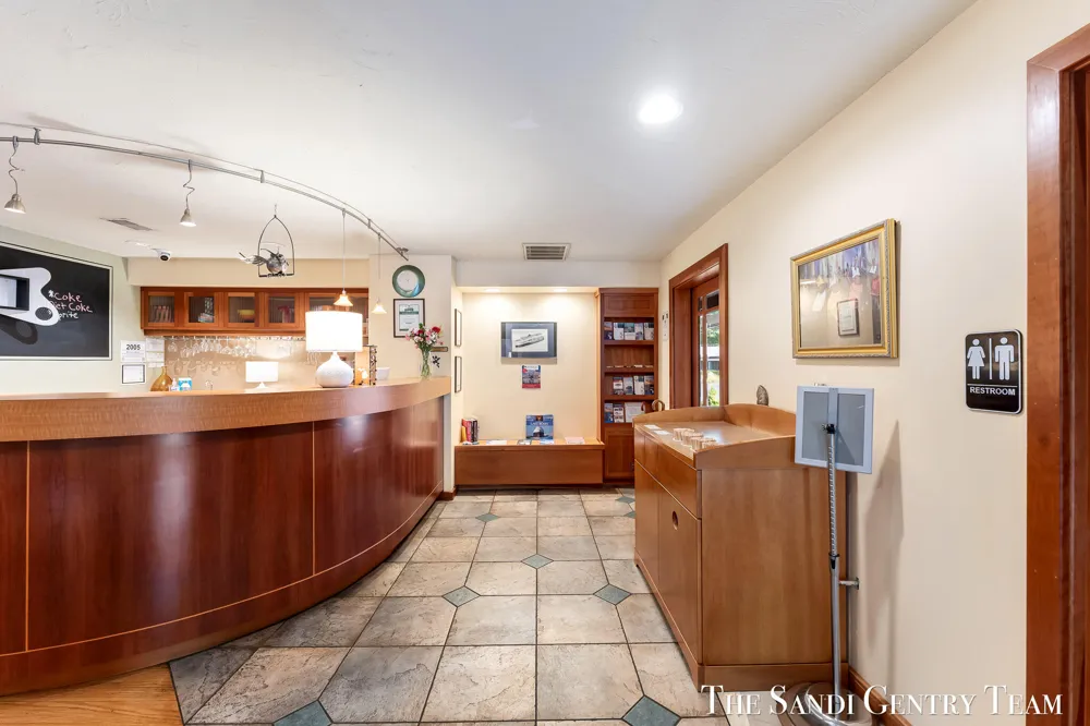 717 E Ludington Avenue Ludington, MI 49431