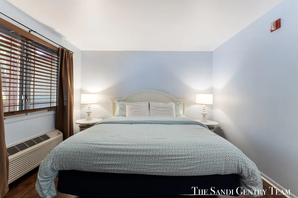 717 E Ludington Avenue Ludington, MI 49431