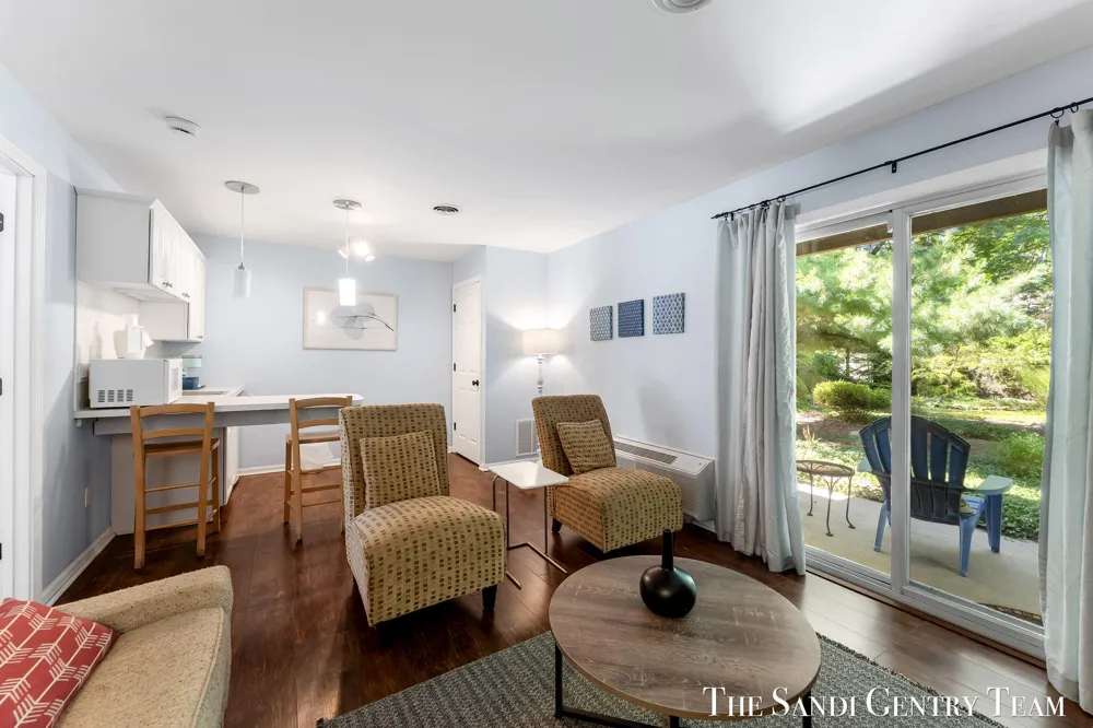 717 E Ludington Avenue Ludington, MI 49431