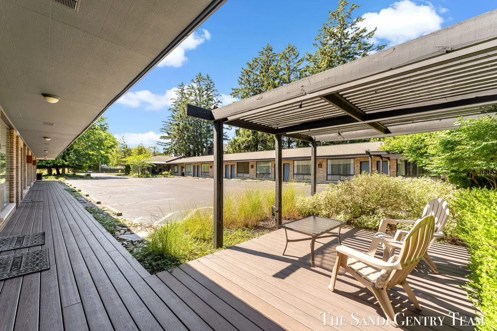 717 E Ludington Avenue Ludington, MI 49431