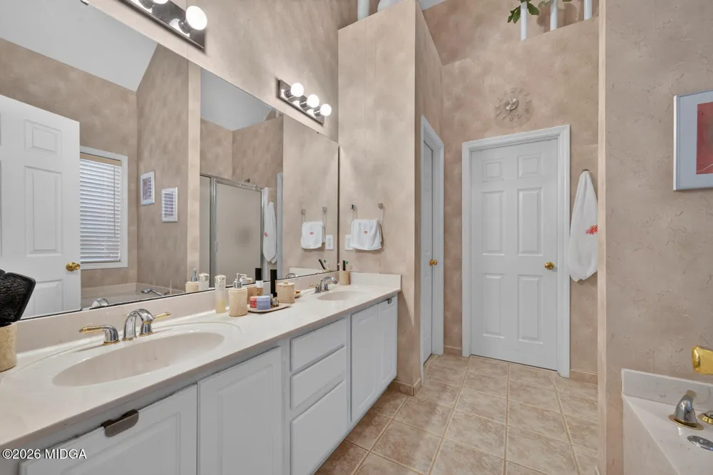 106 Bellewood Court Macon, GA 31210
