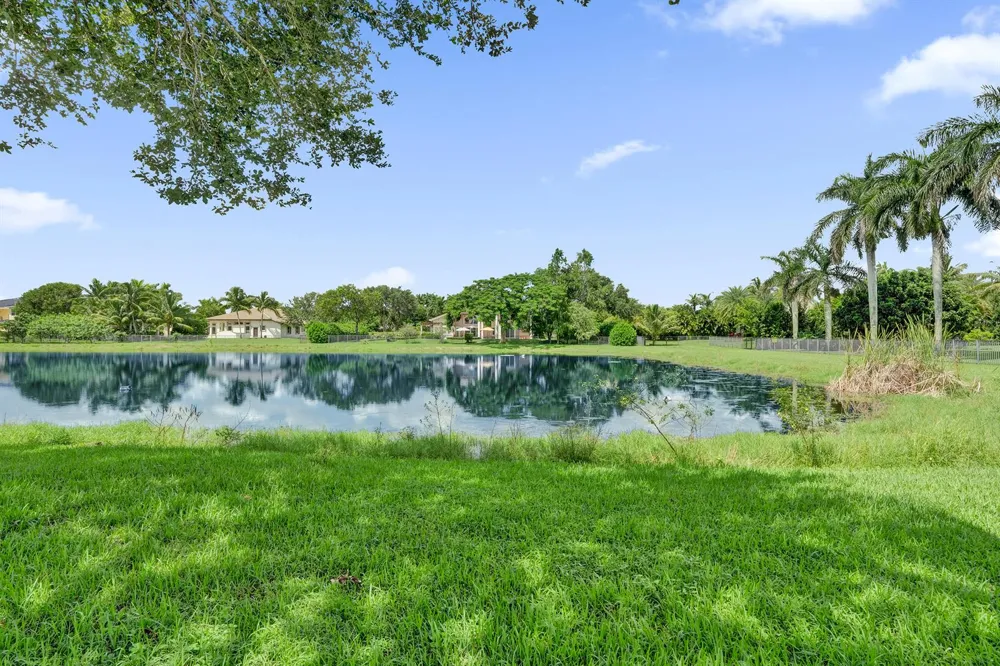 2663 BIRCH TERRACE Davie, FL 33330