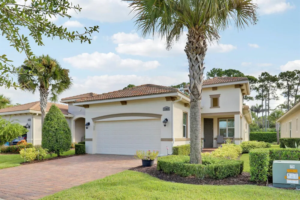 11069 SW Visconti Way Port St. Lucie, FL 34986
