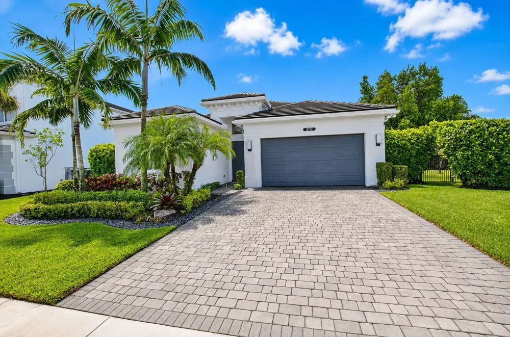 9772 Celtic Sea Lane Delray Beach, FL 33446