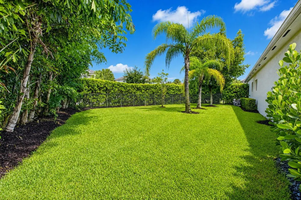 9772 Celtic Sea Lane Delray Beach, FL 33446