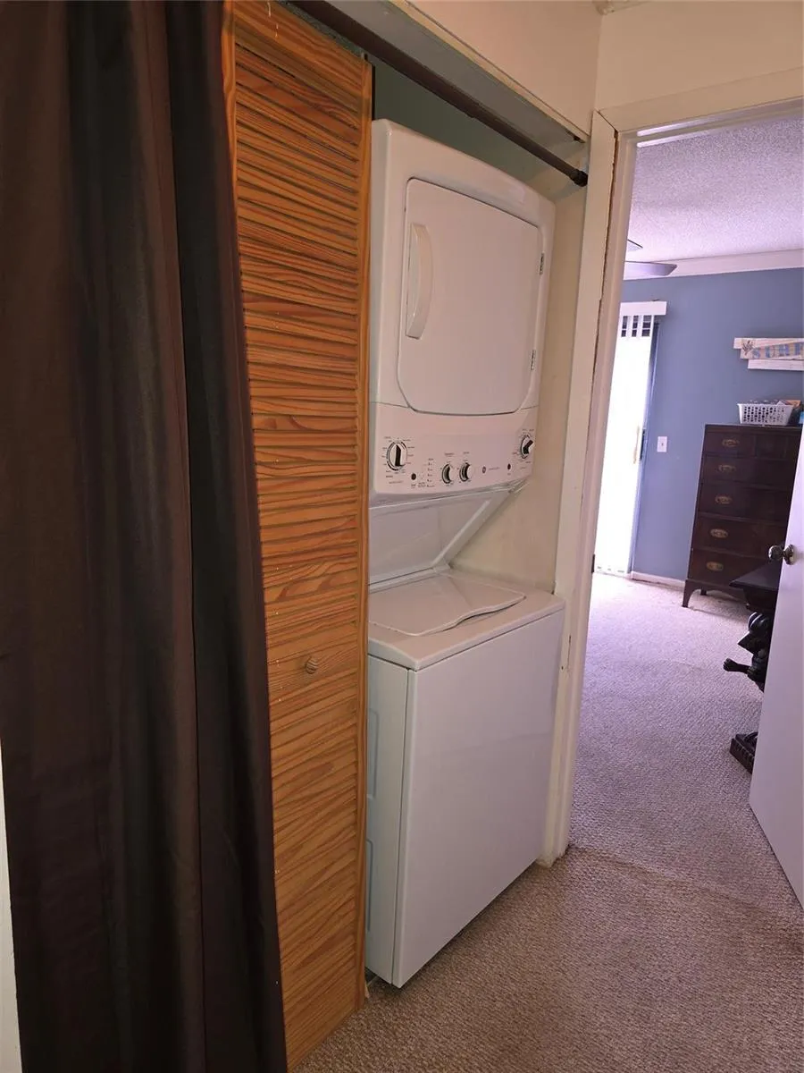 605 NW 47TH STREET Pompano Beach, FL 33064