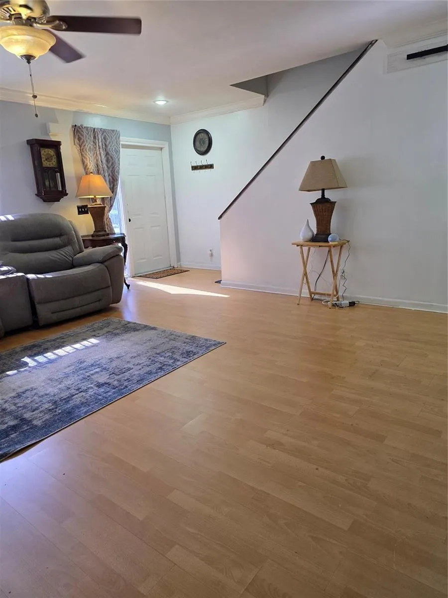 605 NW 47TH STREET Pompano Beach, FL 33064