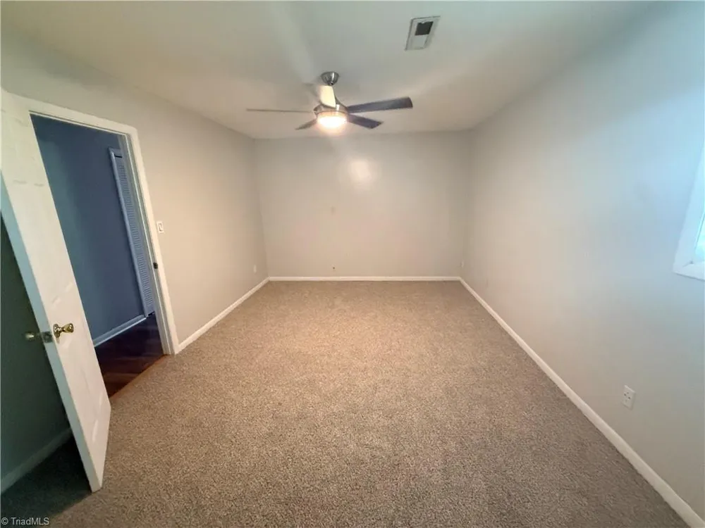 471 Raven Ridge Drive Kernersville, NC 27284
