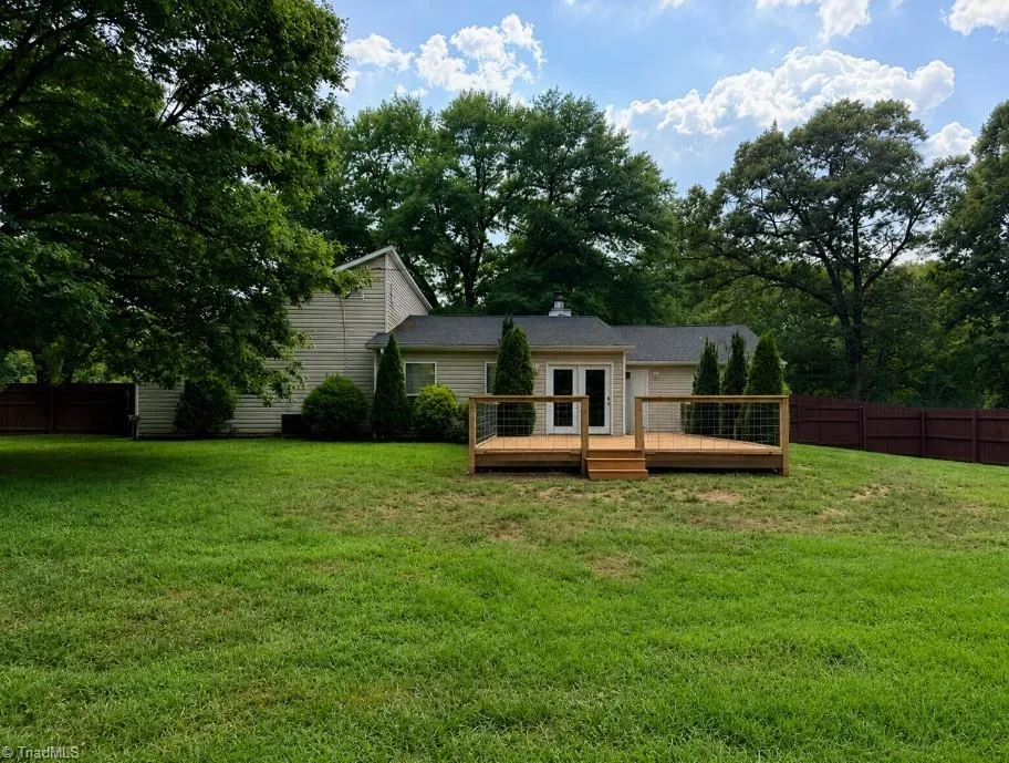 471 Raven Ridge Drive Kernersville, NC 27284