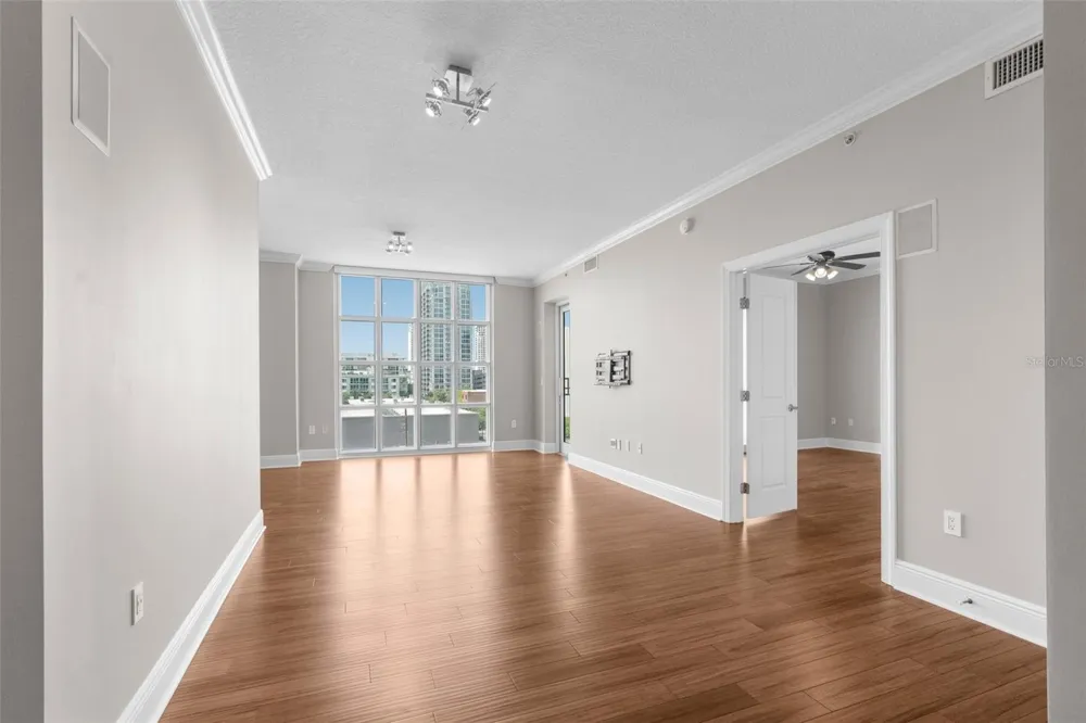 1238 E KENNEDY BOULEVARD #501 Tampa, FL 33602