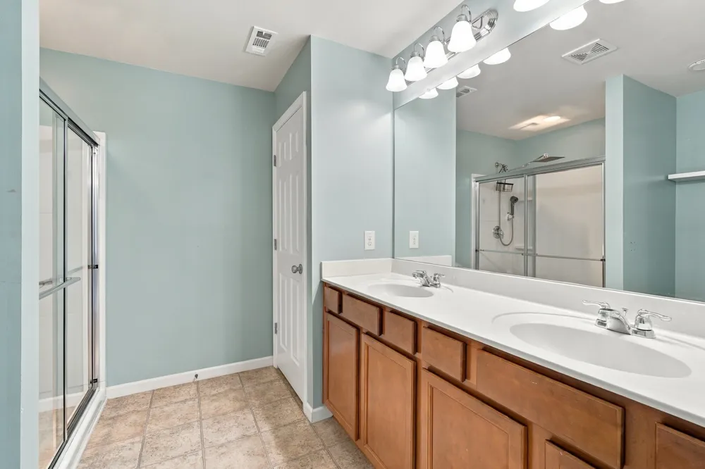 132 Slaters Dr Lebanon, TN 37087