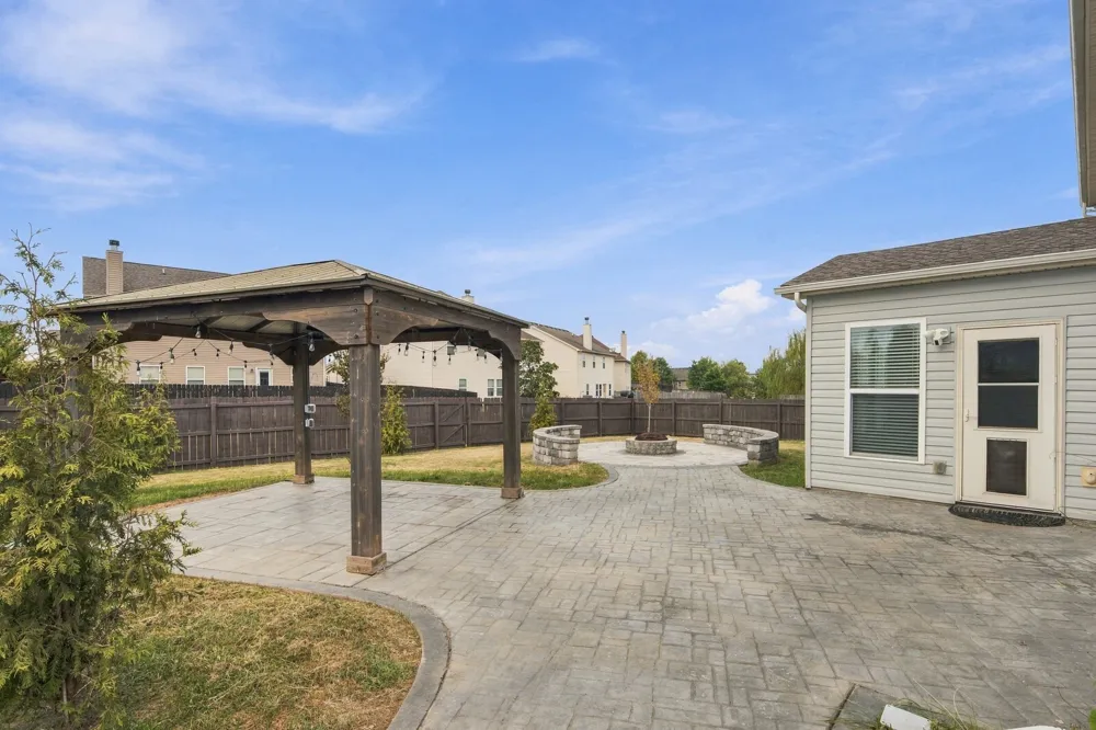 132 Slaters Dr Lebanon, TN 37087