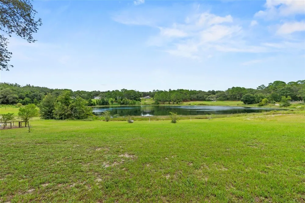 40319 ORANGE CIRCLE Lady Lake, FL 32159