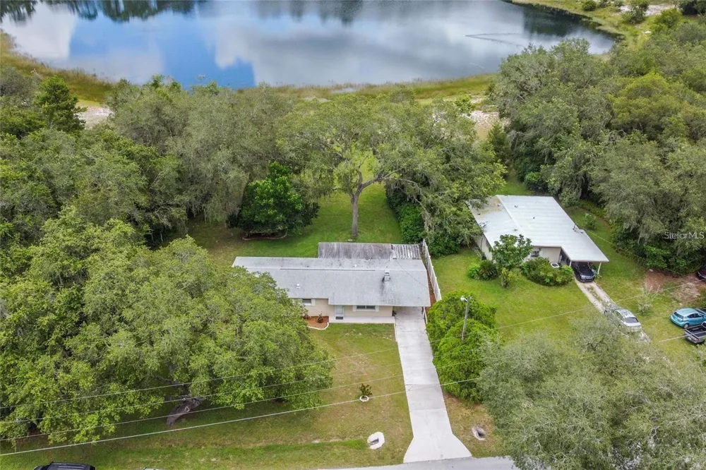 40319 ORANGE CIRCLE Lady Lake, FL 32159