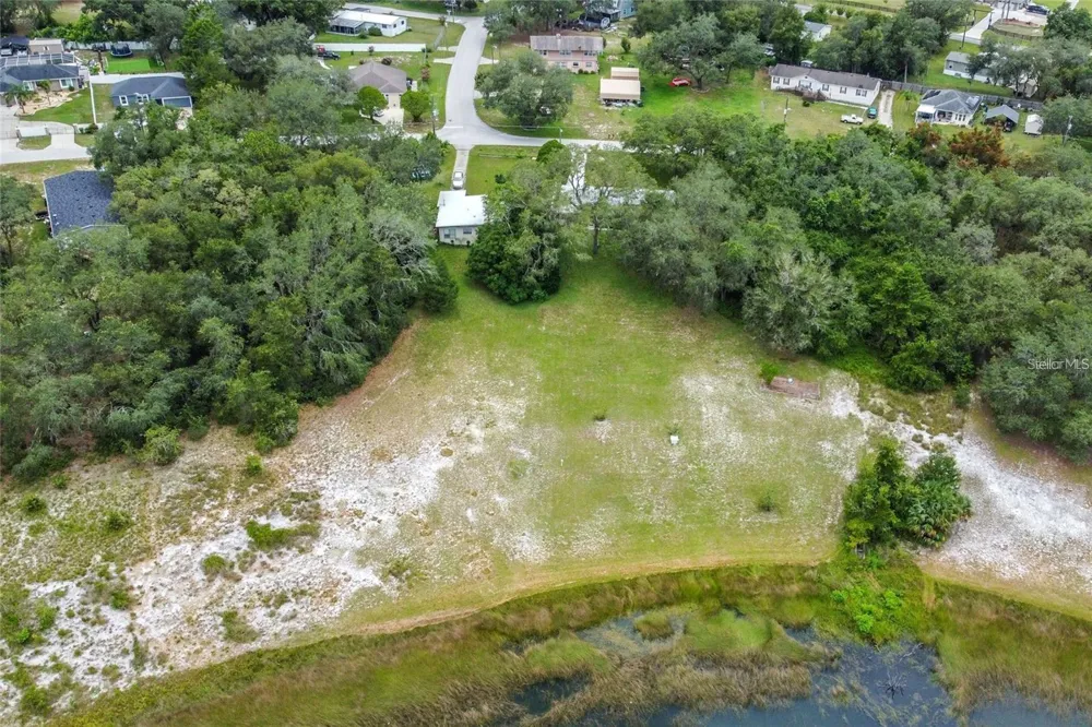 40319 ORANGE CIRCLE Lady Lake, FL 32159