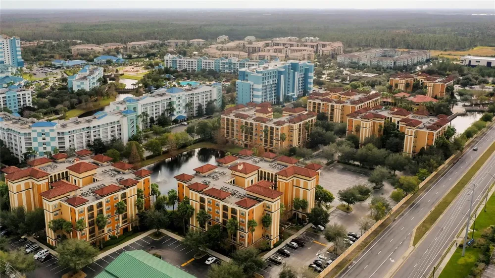12544 FLORIDAYS RESORT DRIVE #207B Orlando, FL 32821