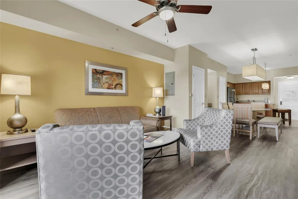12544 FLORIDAYS RESORT DRIVE #207B Orlando, FL 32821