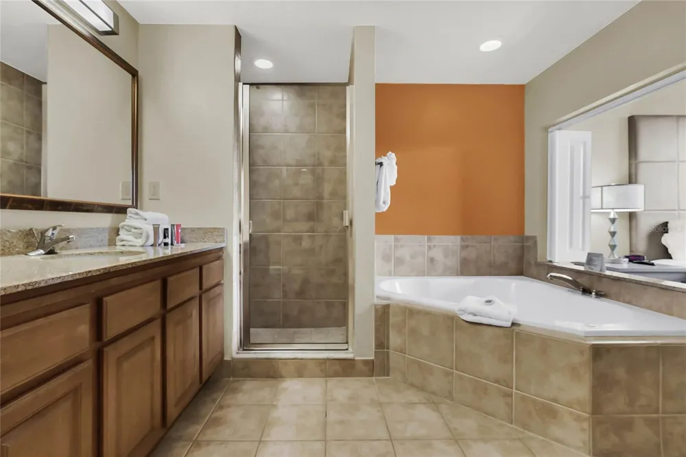 12544 FLORIDAYS RESORT DRIVE #207B Orlando, FL 32821