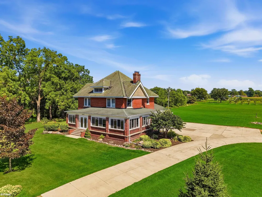79900 North Avenue Armada Village, MI 48005