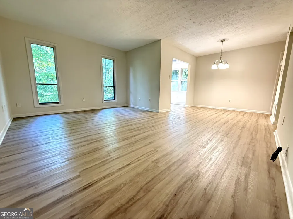 5153 Roswell RD Atlanta, GA 30342