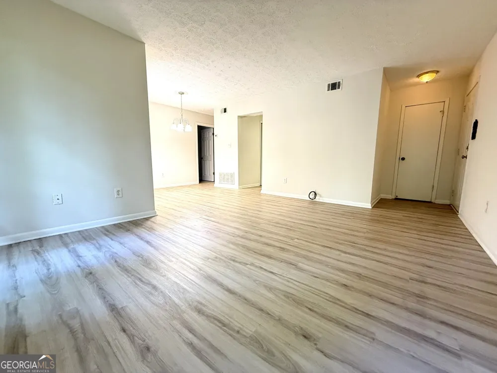 5153 Roswell RD Atlanta, GA 30342