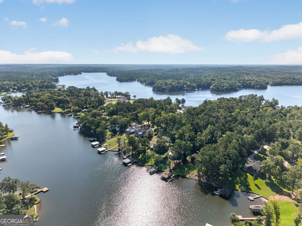 1094 Crooked Creek RD Eatonton, GA 31024