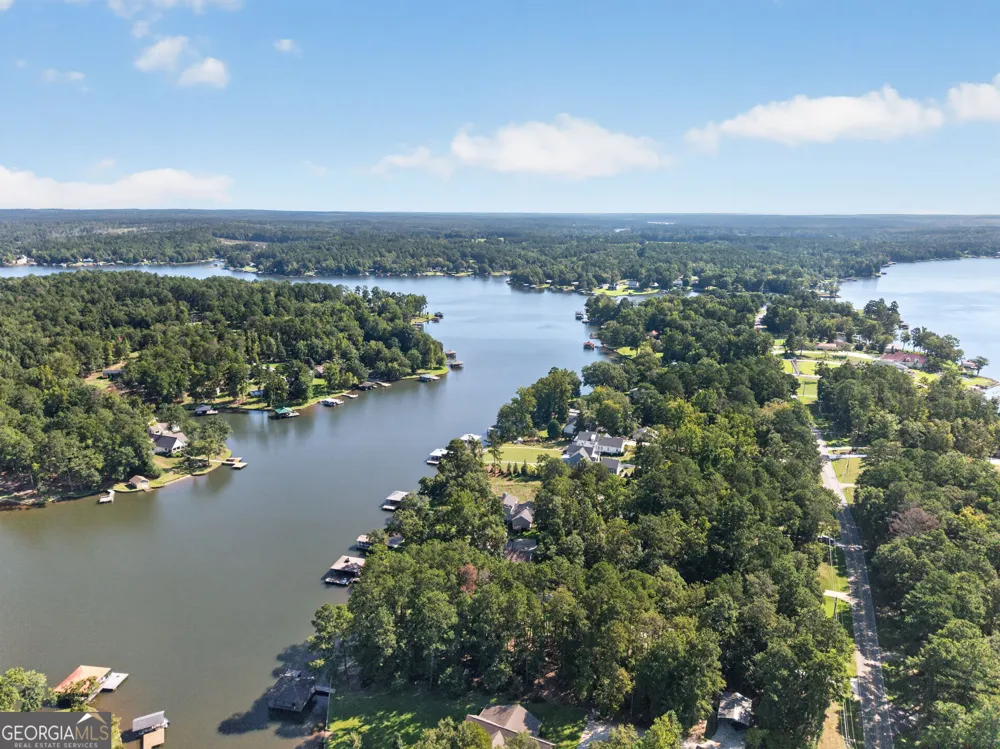1094 Crooked Creek RD Eatonton, GA 31024