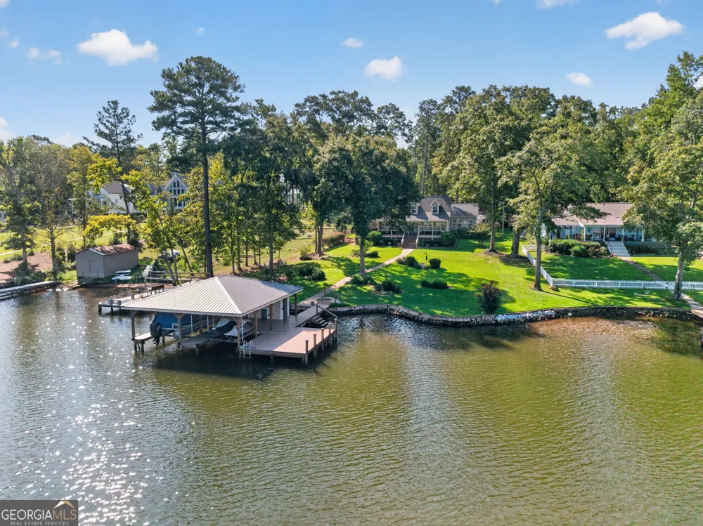 1094 Crooked Creek RD Eatonton, GA 31024
