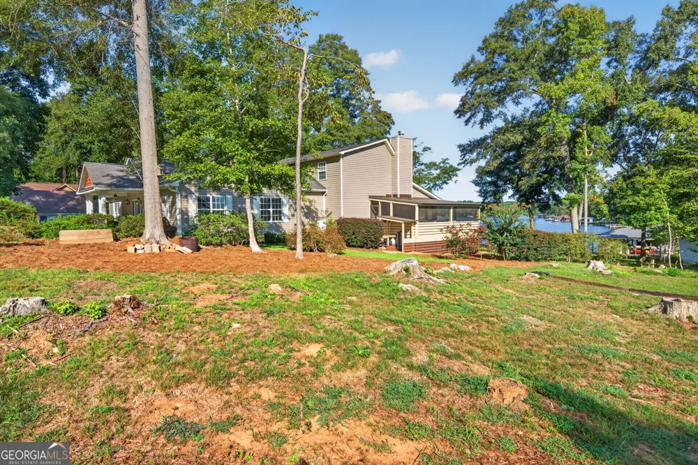 1094 Crooked Creek RD Eatonton, GA 31024