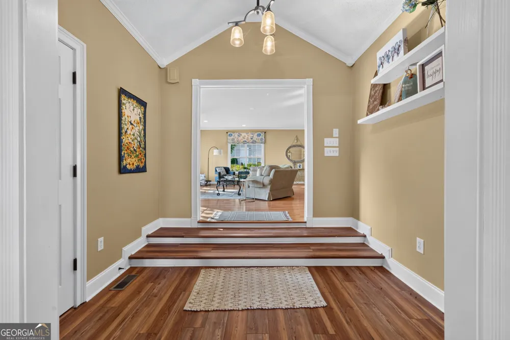 1094 Crooked Creek RD Eatonton, GA 31024