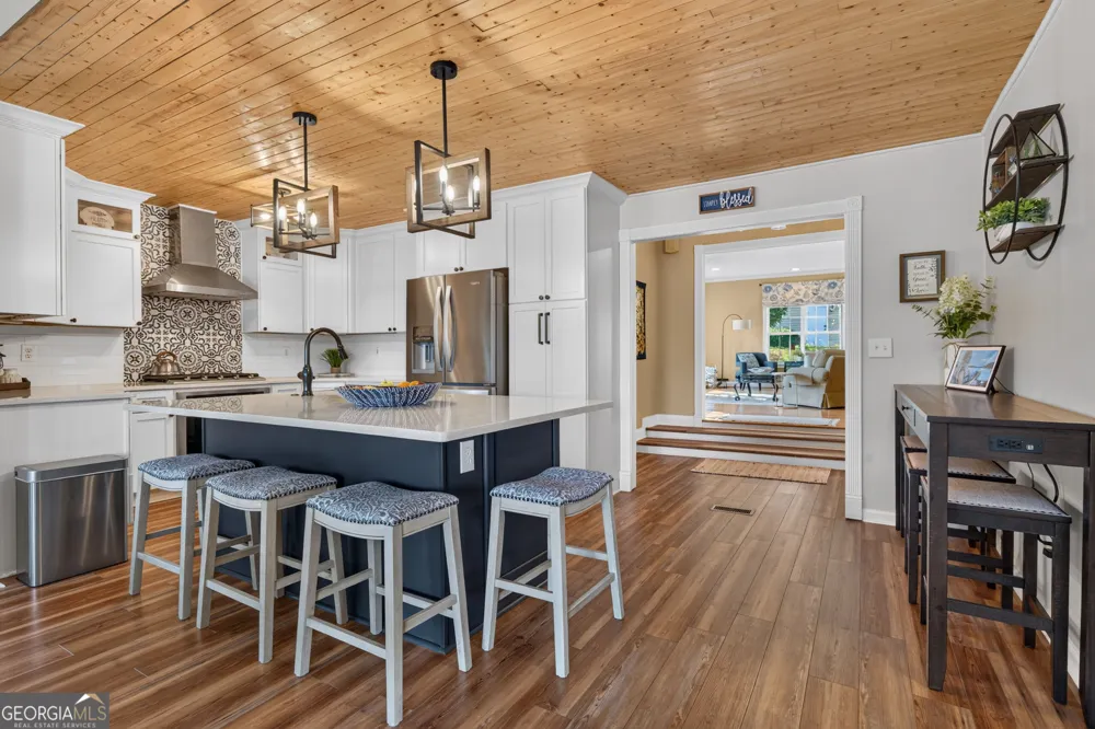 1094 Crooked Creek RD Eatonton, GA 31024
