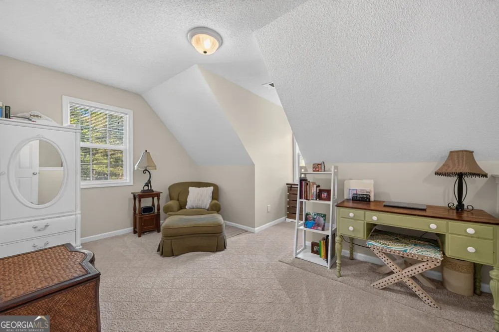 1094 Crooked Creek RD Eatonton, GA 31024