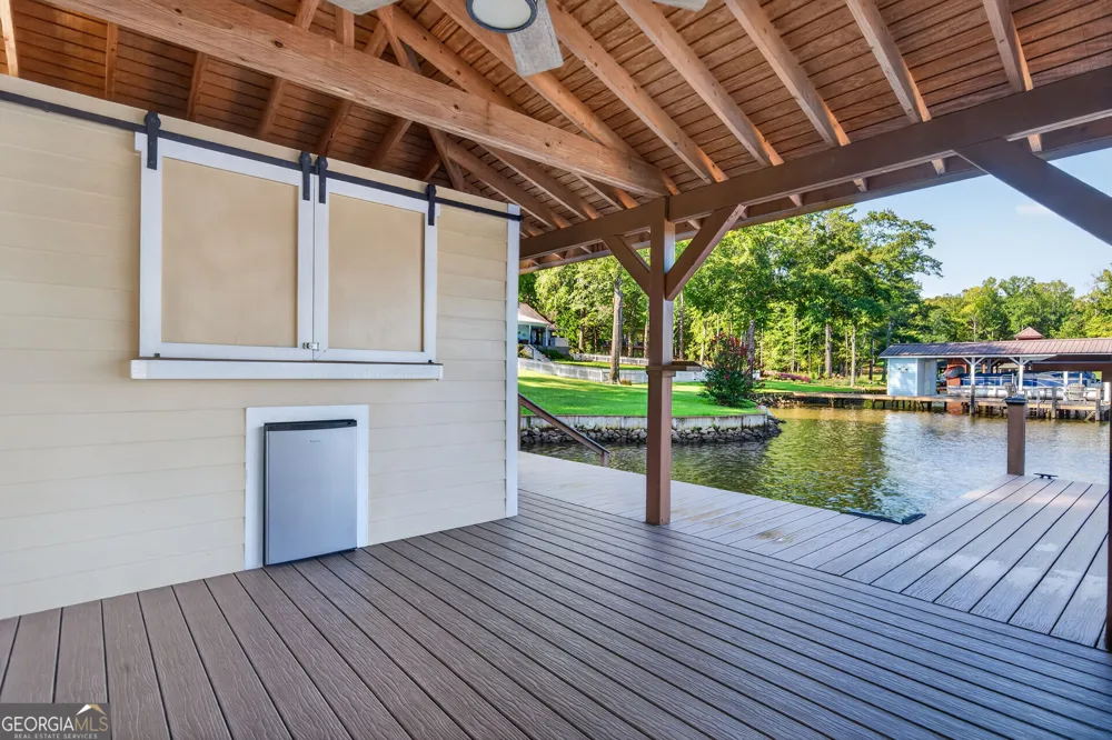 1094 Crooked Creek RD Eatonton, GA 31024